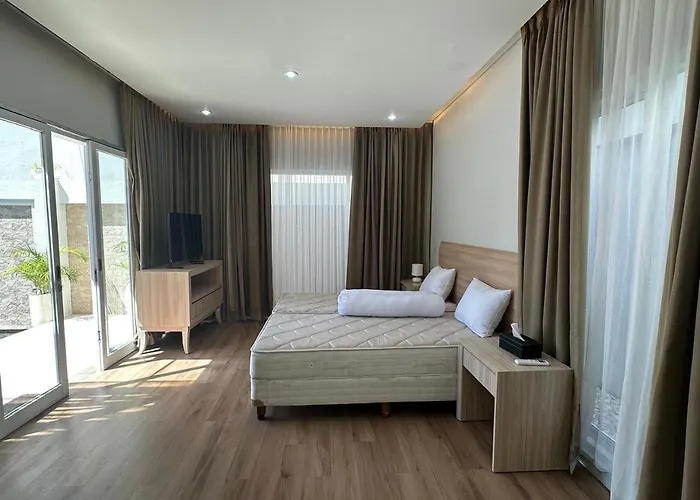 Mudha 2 Bedrooms *