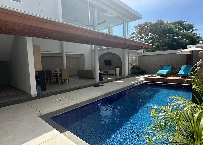 Villa Mudha 2 Bedrooms Nusa Dua (Bali)